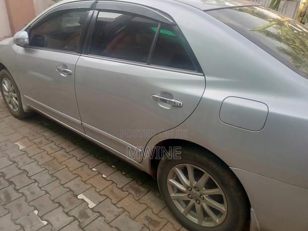 Toyota Premio 1.8 AWD 2009 Silver