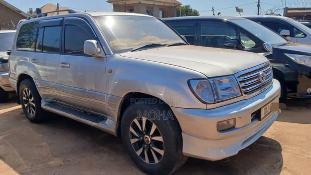 Toyota Land Cruiser Prado 4.0 Petrol TX 2007 Silver