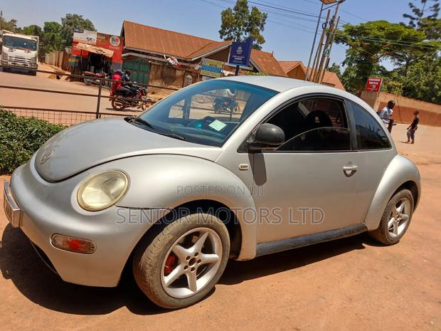 Volkswagen Beetle 2004 Silver