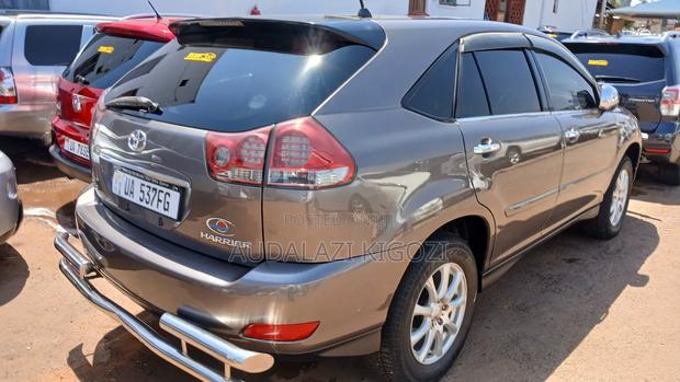 Toyota Harrier 2008 Gray