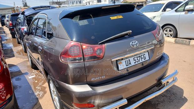 Toyota Harrier 2008 Gray