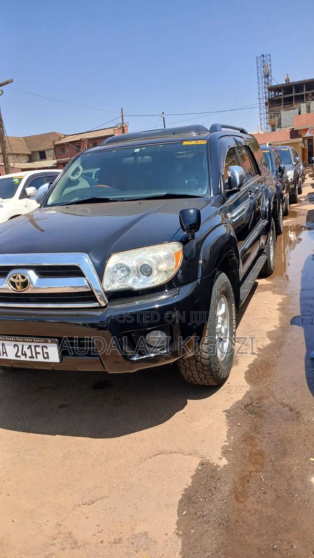 Toyota Hilux Surf 2007 Black