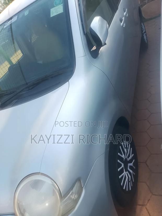 Toyota Sienta 2008 Silver