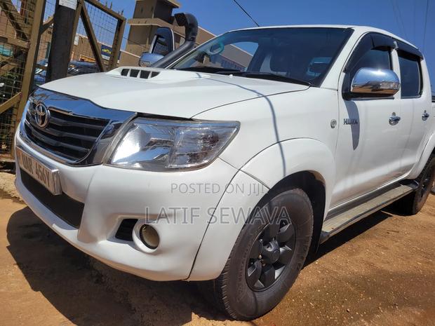 Toyota Hilux 3.0 D-4D Double Cab 2008 White