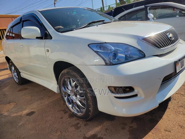 Toyota Harrier 2.4 2008 White