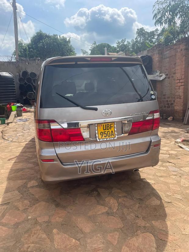 Toyota Alphard 2008 Silver