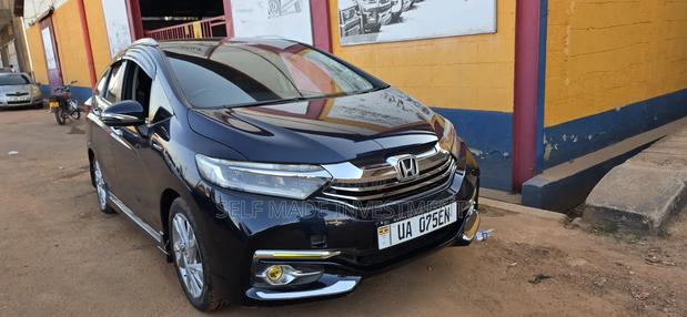 Honda Shuttle 2017 Blue