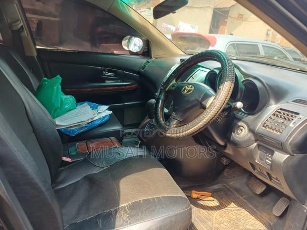 Toyota Harrier 2.4 2006 Black
