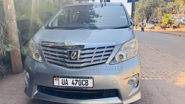 Toyota Alphard 2010 Gray