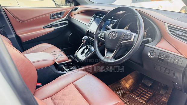 Toyota Harrier 2017 White