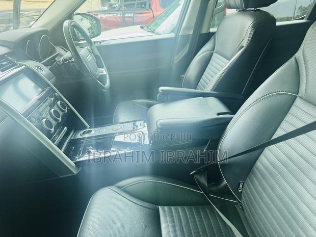 Land Rover Discovery 2017 Gray