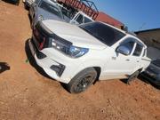 Toyota Hilux 2018 White for sale