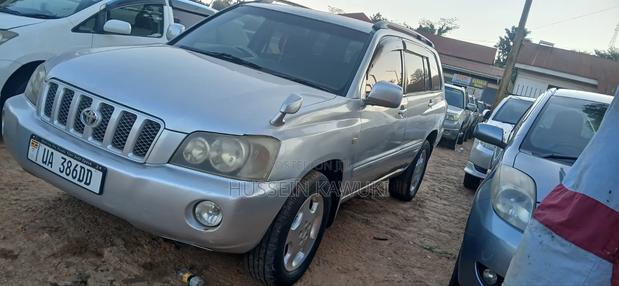 Toyota Kluger 2006 Silver