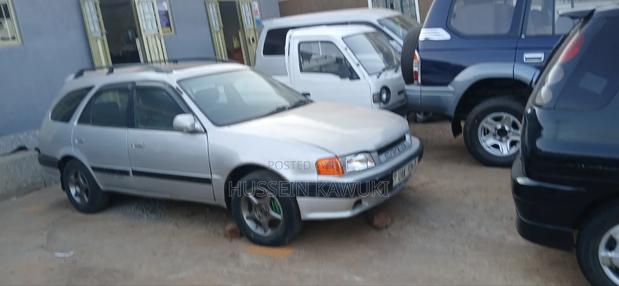 Toyota Carib 2000 Silver