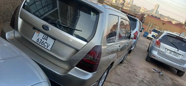 Subaru Forester 2006 Gold