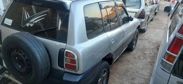 Toyota RAV4 2001 Silver