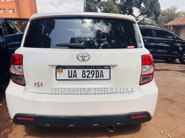 Toyota IST 2010 White