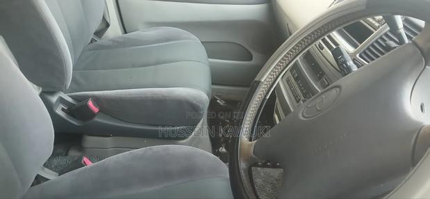 Toyota Nadia 2000 Blue