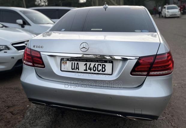 Mercedes-Benz E300 2015 Silver