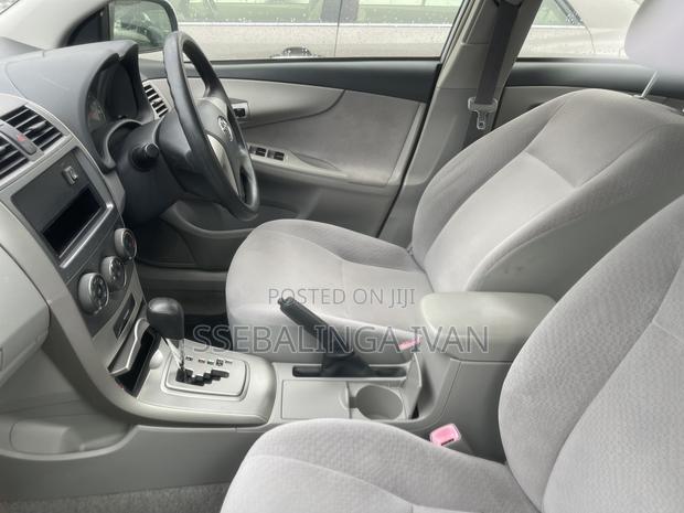 Toyota Axio 2013 Silver