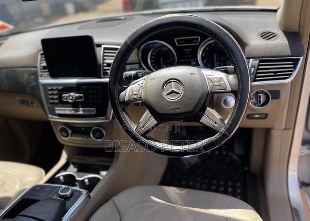 Mercedes-Benz M Class 2013 Silver