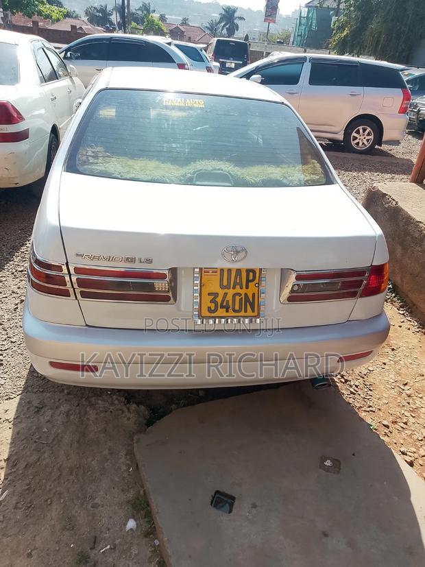 Toyota Premio 2002 Gray