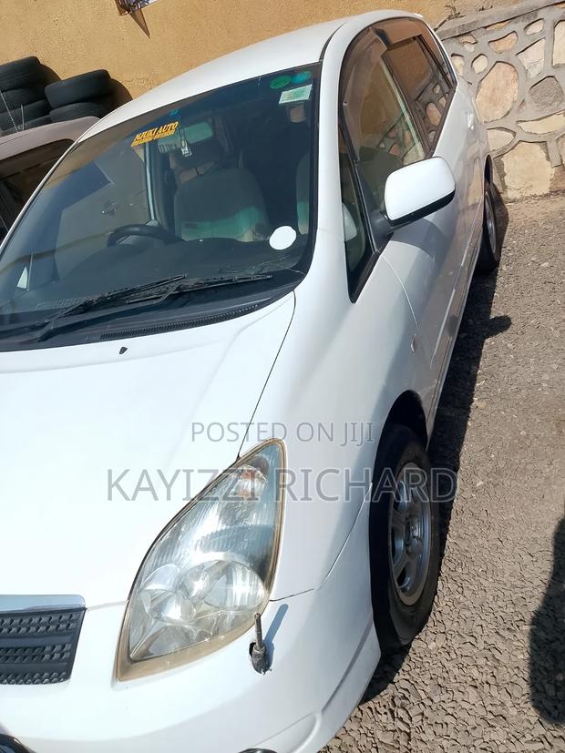 Toyota Corolla Spacio 2002 White