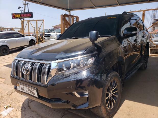 Toyota Land Cruiser Prado 2016 Black