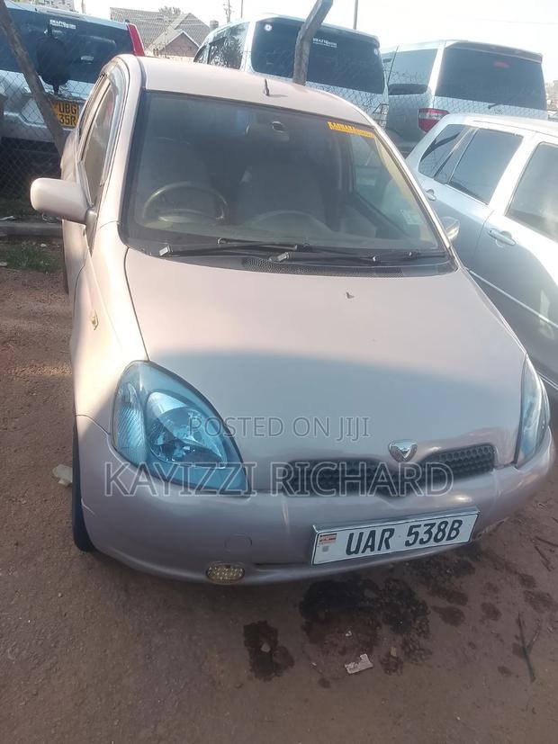 Toyota Vitz 2002 Purple