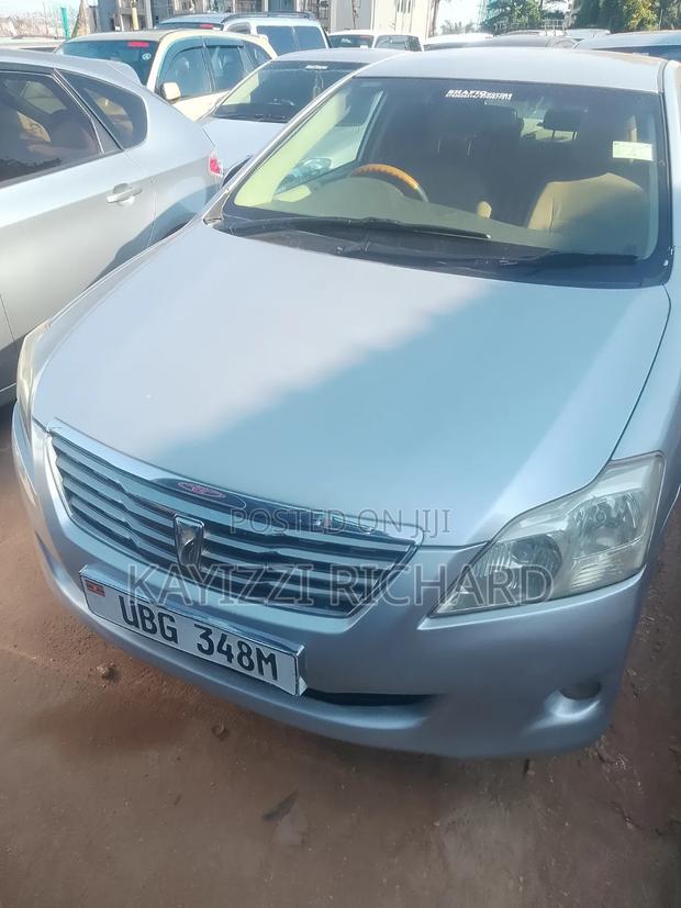 Toyota Premio 2010 Silver