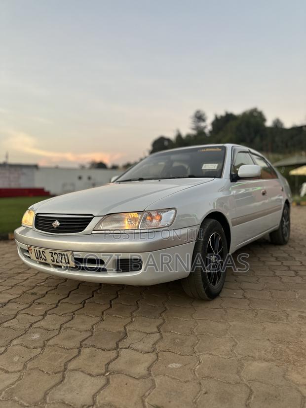 Toyota Corona Premio 2001