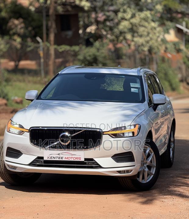 Volvo XC60 2020 White