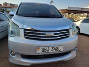 Toyota Noah 2.0 143hp AWD (8 Seater) 2010 Silver for sale