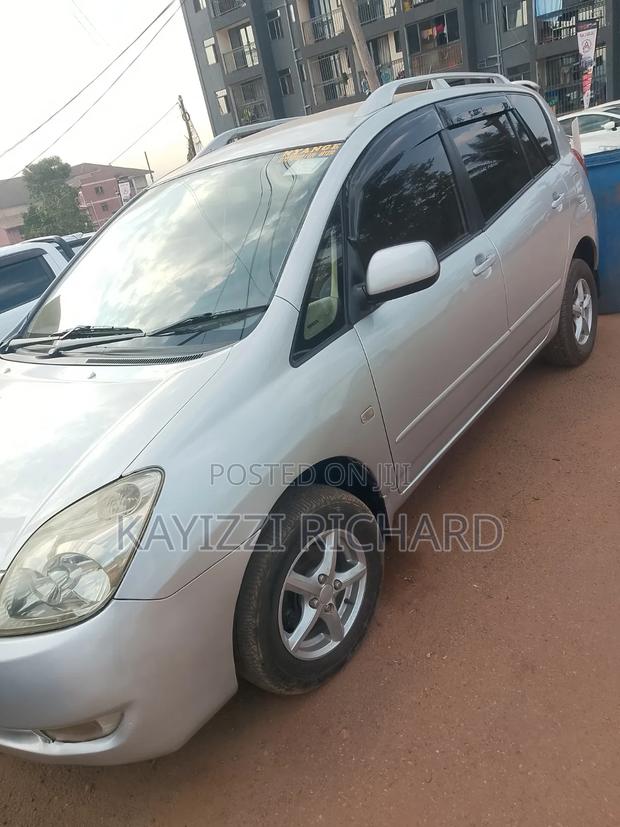 Toyota Corolla Spacio 2004 Silver