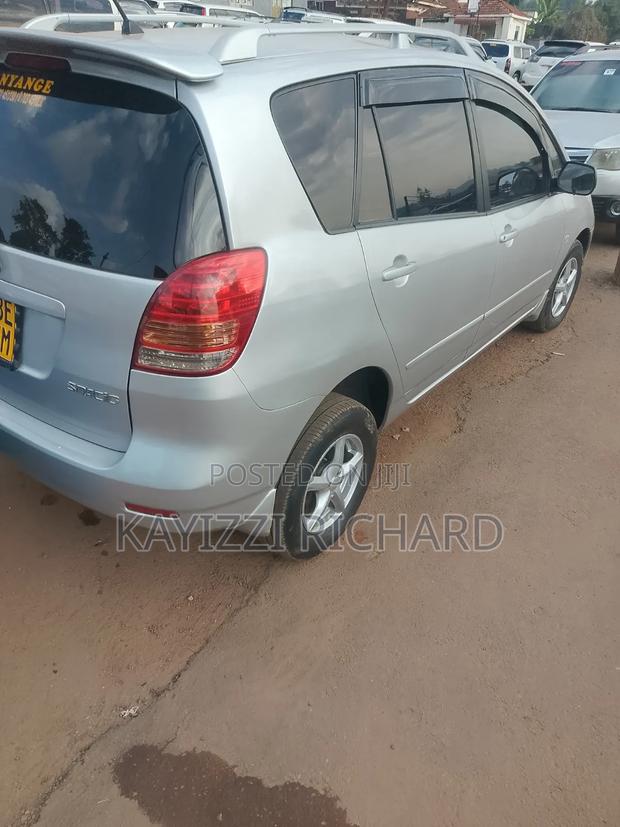 Toyota Corolla Spacio 2004 Silver