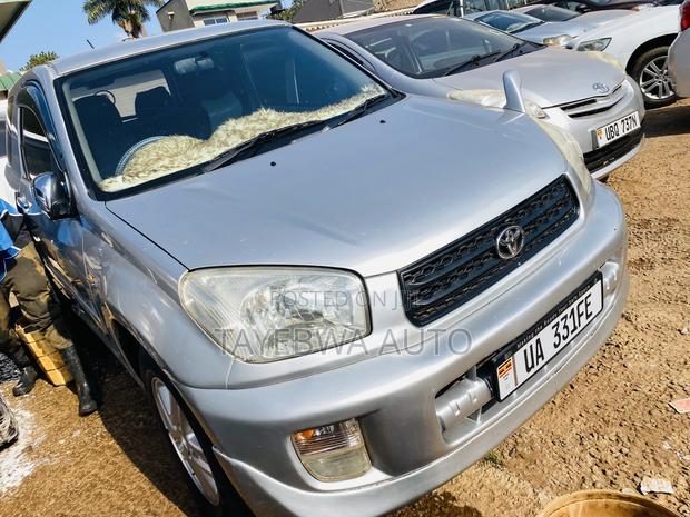 Toyota RAV4 2002