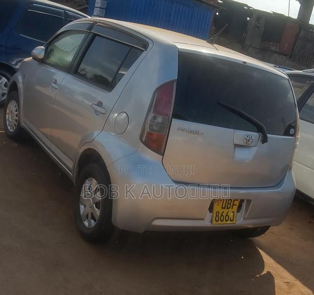 Toyota Passo 2006 Silver