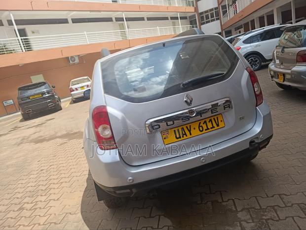 Renault Duster 2015 Silver
