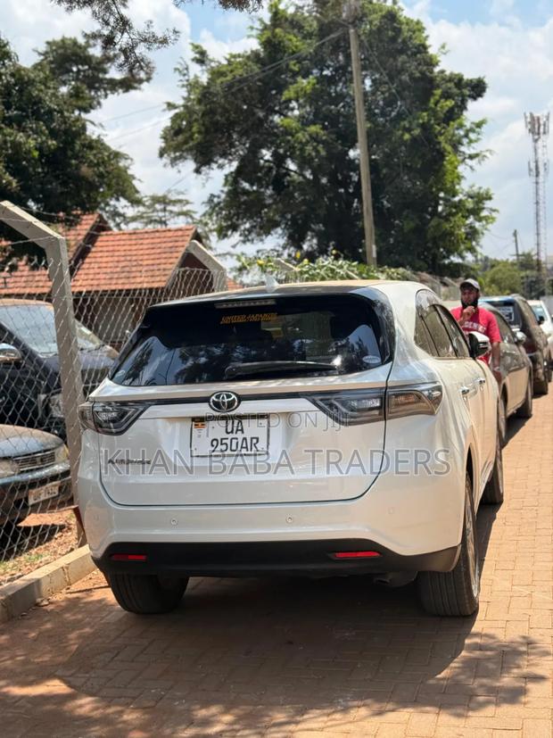 Toyota Harrier 2016 White