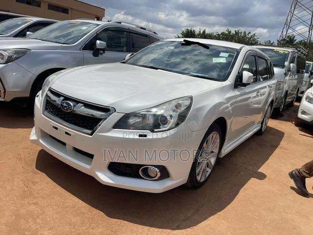 Subaru Legacy 2012 White
