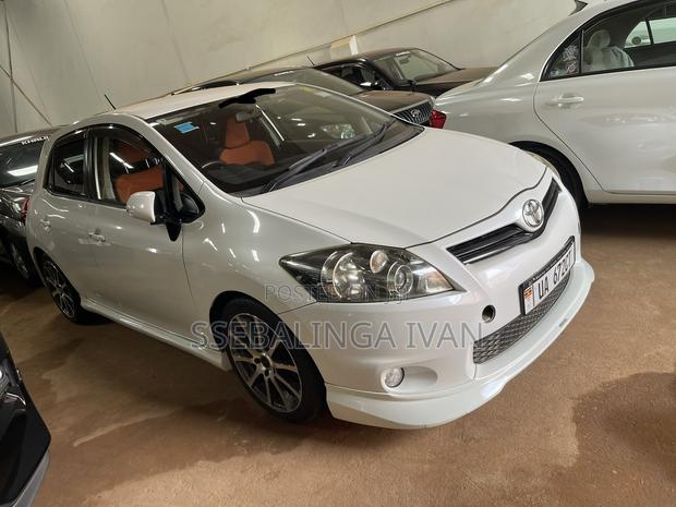 Toyota Auris 2012 White