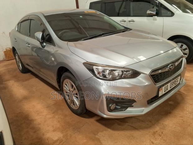 Subaru Legacy 2017 Silver