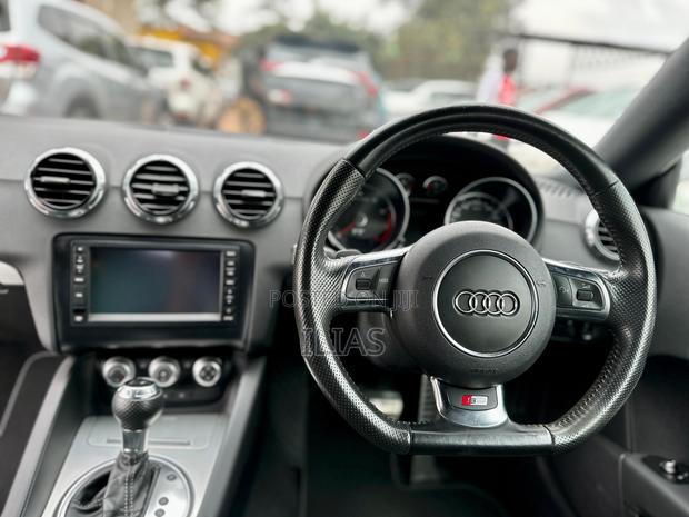 New Audi TT 1.8 TFSI Coupe 2012 Off white