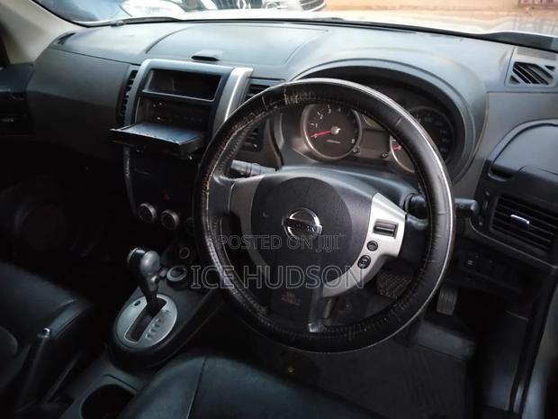 Nissan X-Trail 2015 Silver