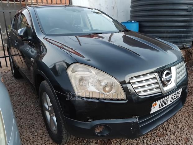 Nissan Dualis 2012 Black