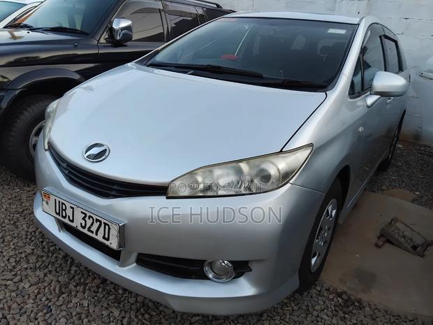 Toyota Wish 2012 Teal