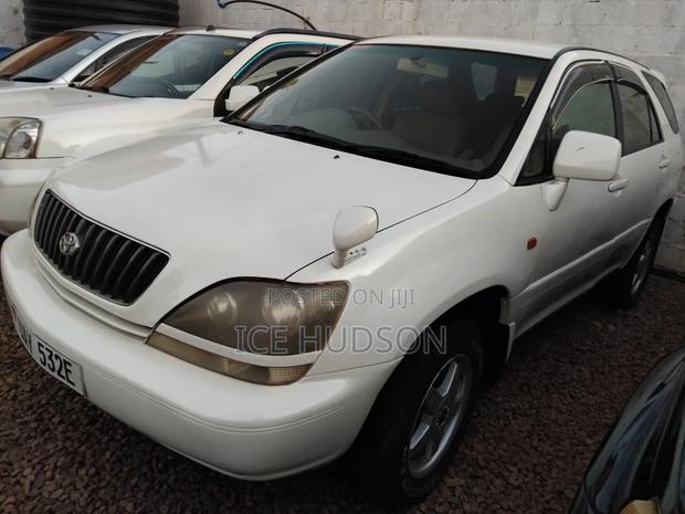 Toyota Harrier 2001 Pearl