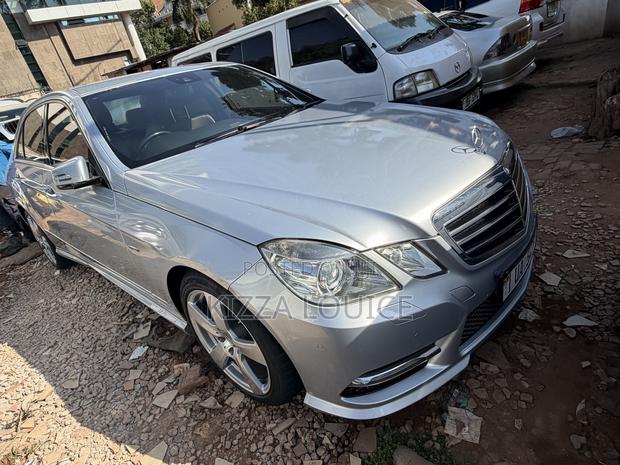 Mercedes-Benz E250 2013 Silver