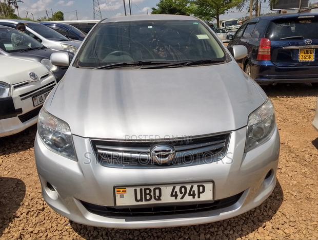 Toyota Corolla Fielder 2010 Silver