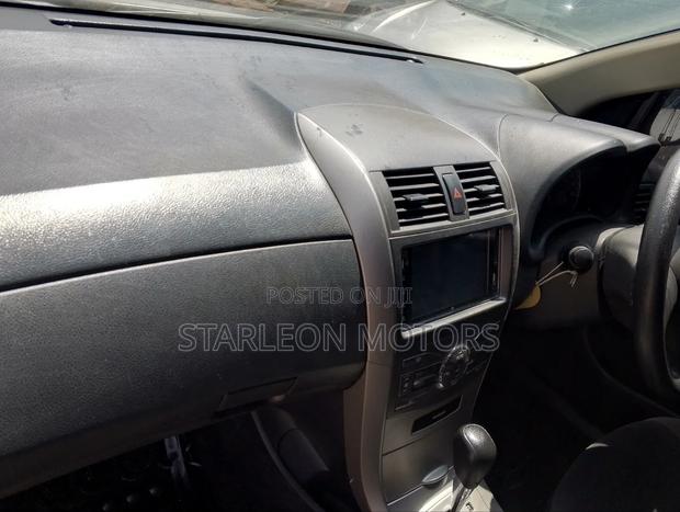 Toyota Corolla Fielder 2010 Silver